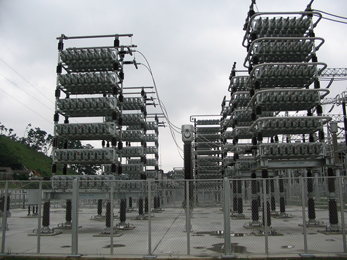 特高壓換流站高壓并補(bǔ)塔